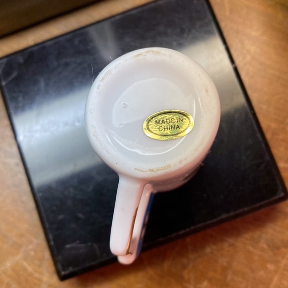 Natural Bridge Virginia miniature, souvenir mug - Picture 6 of 8